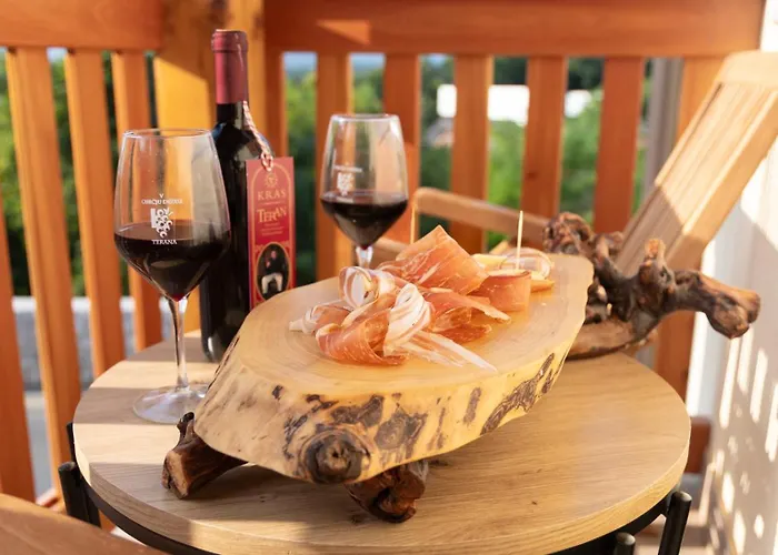 Lägenhet Posestvoravbar Dutovlje